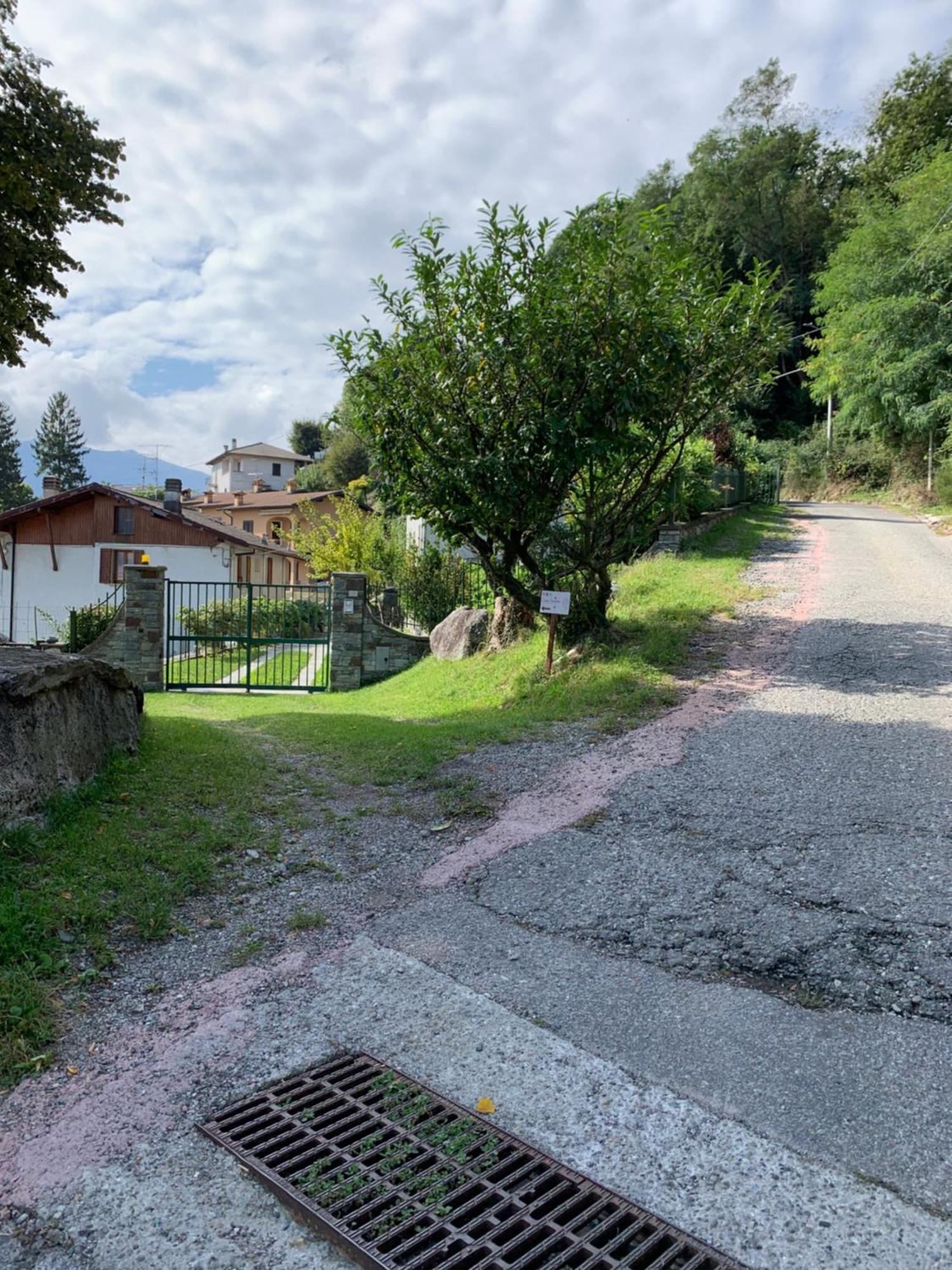 Plesio Casa Savina - Stupenda Vista Lago E Monti מראה חיצוני תמונה