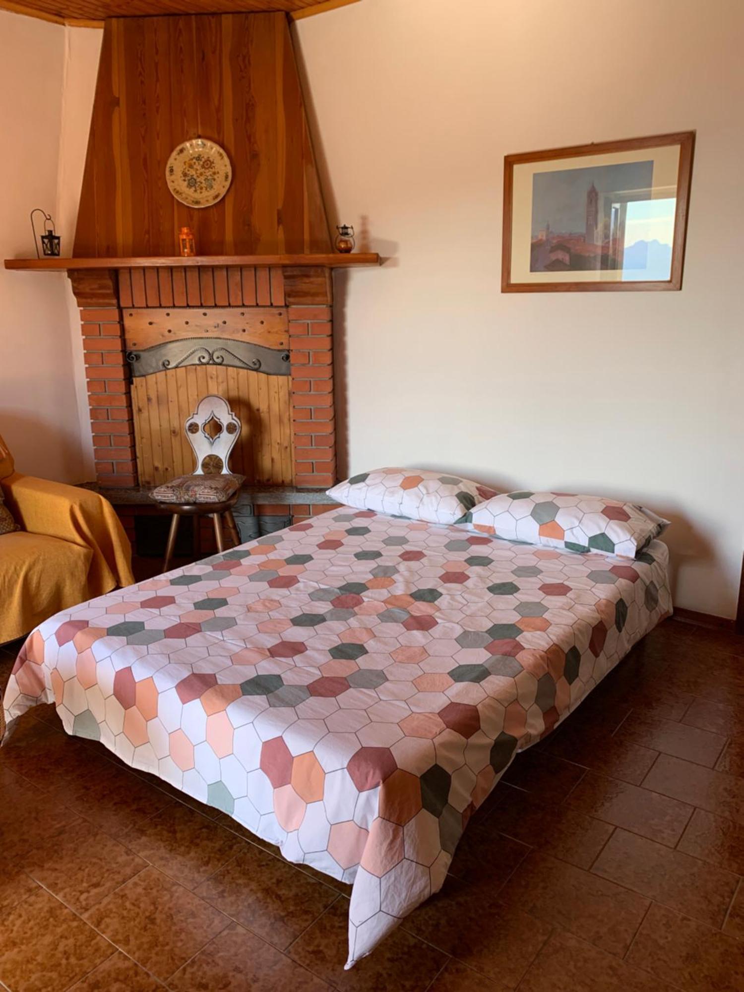 Plesio Casa Savina - Stupenda Vista Lago E Monti מראה חיצוני תמונה